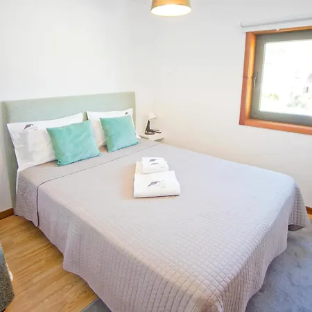 Апартаменты Encosta Do Uima - *